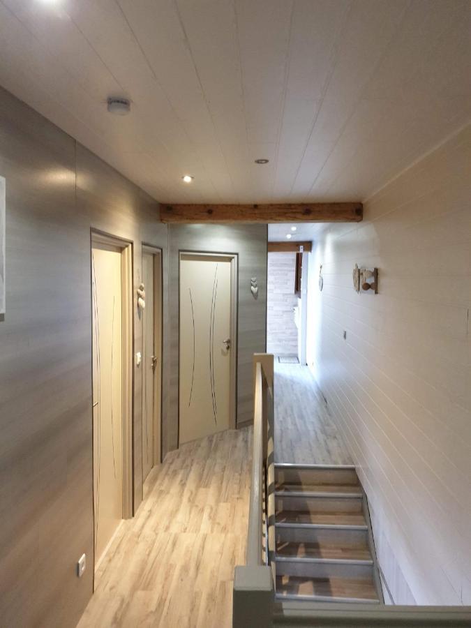 Bed and Breakfast Au Petit Bonheur Saint-Martin-du-Frene Exterior foto