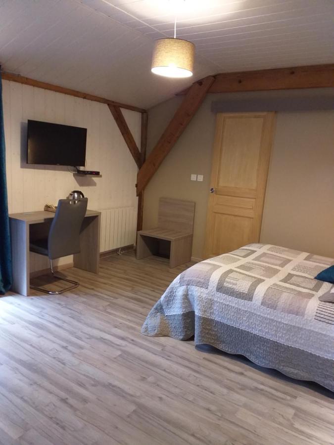 Bed and Breakfast Au Petit Bonheur Saint-Martin-du-Frene Exterior foto