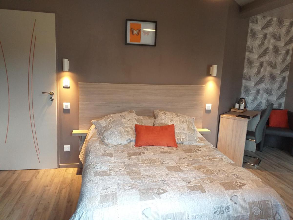 Bed and Breakfast Au Petit Bonheur Saint-Martin-du-Frene Exterior foto