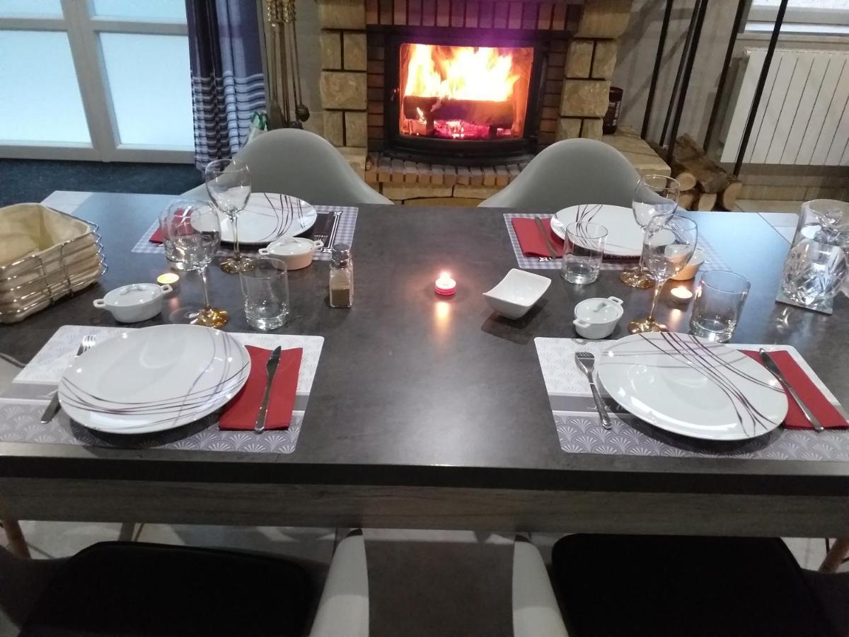 Bed and Breakfast Au Petit Bonheur Saint-Martin-du-Frene Exterior foto